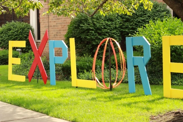 Here’s the Finished Project: 4′ Wooden Letters at the Library